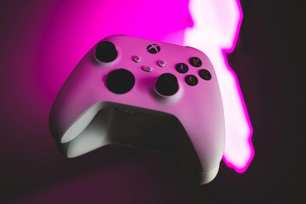 white xbox one game controller